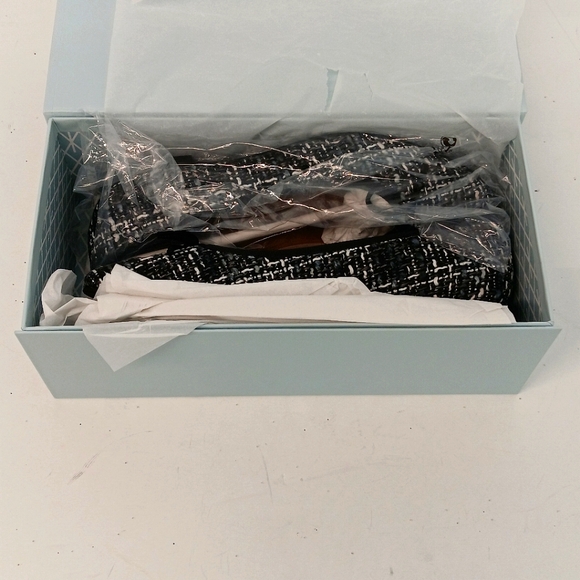 NEW Margaux Women's The Point Black/White Tweed Flats - EU39/US9 - Picture 14 of 14